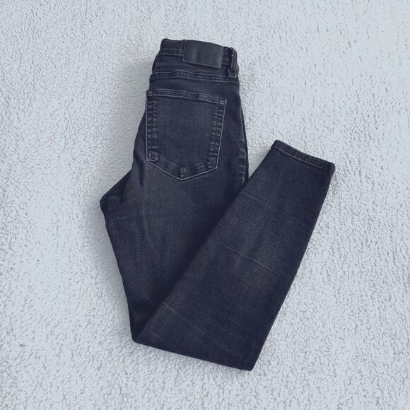Everlane High Rise Black Ankle Jeans Size 27 - Picture 1 of 9